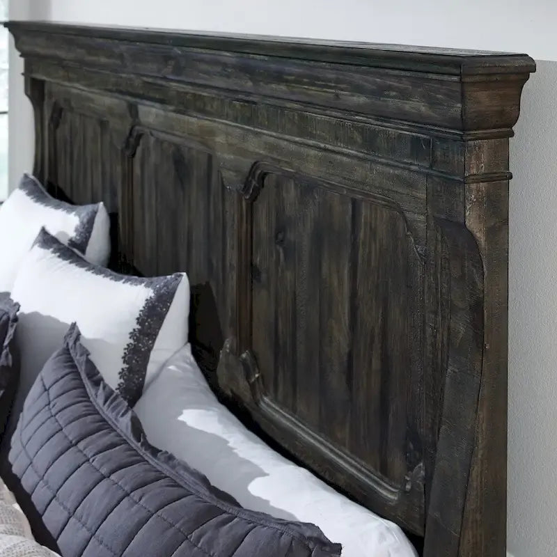 Bellamy Traditional Peppercorn Panel Bed
